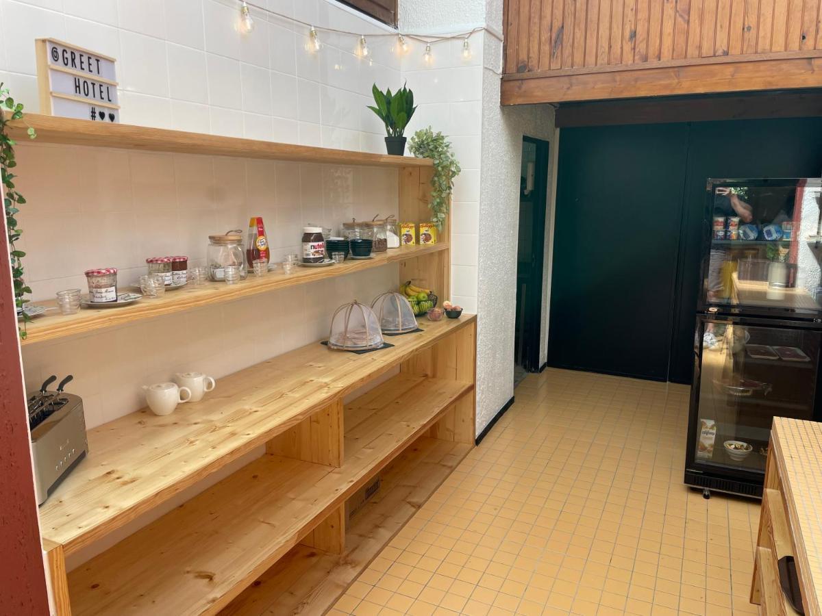 凯里亚德酒店-巴黎西维伦纽夫加雷纳 维伦纽夫拉戈任 外观 照片